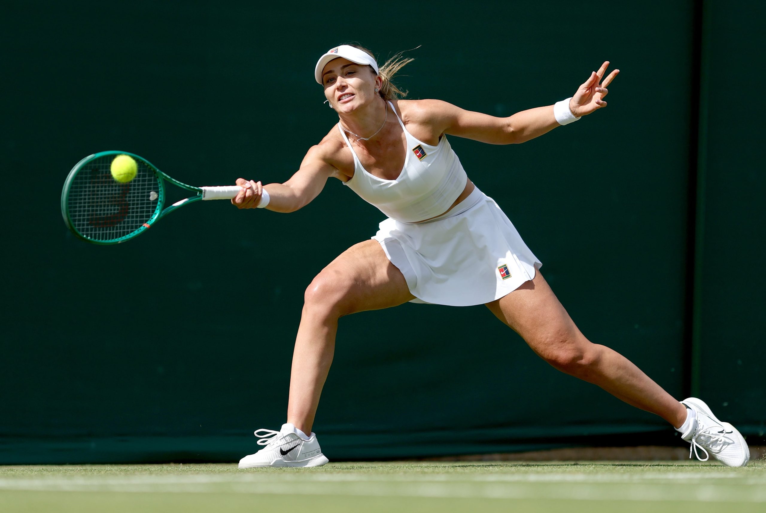 Paula Badosa, tan cerca y tan lejos: un adiós de doble lectura en Wimbledon