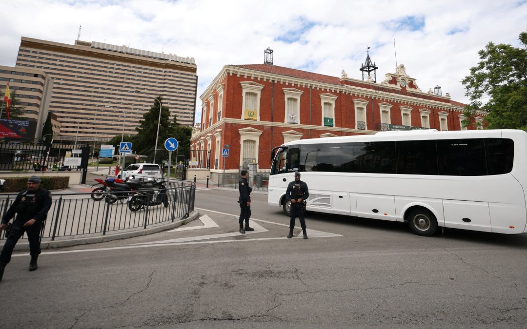 Todos los aislados españoles por el hantavirus han dado negativo en la última prueba y terminan la cuarentena