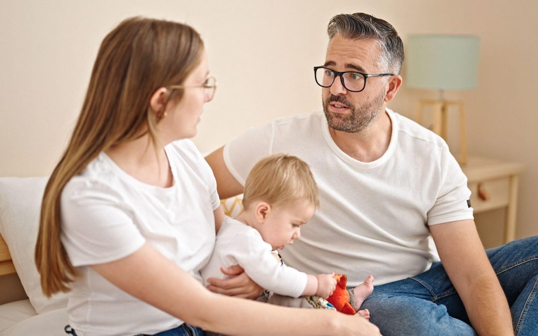 Por qué discutir bien con la pareja puede beneficiar a los hijos