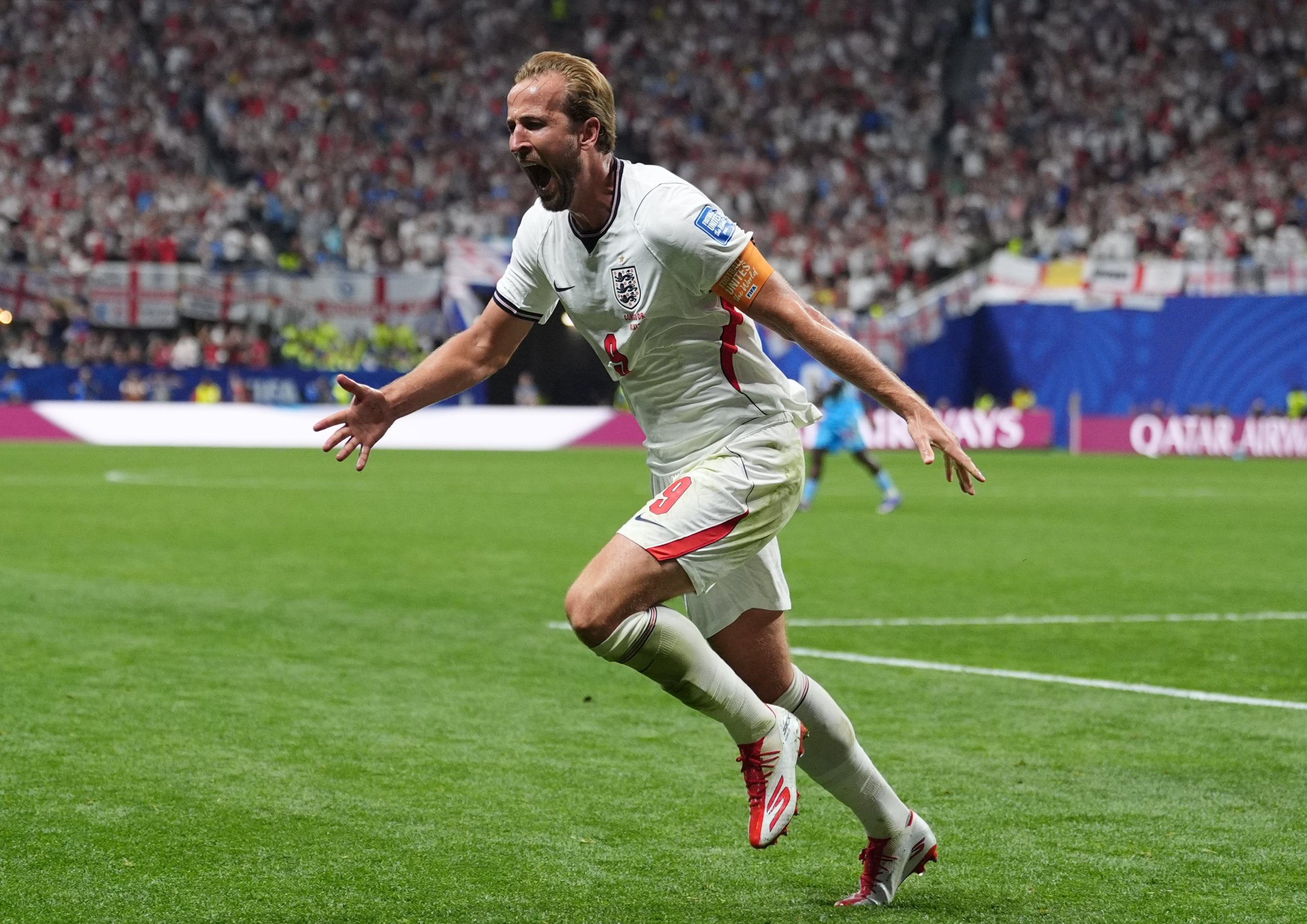 Harry Kane rescata a Inglaterra del fango ante Congo y se cita con México en octavos