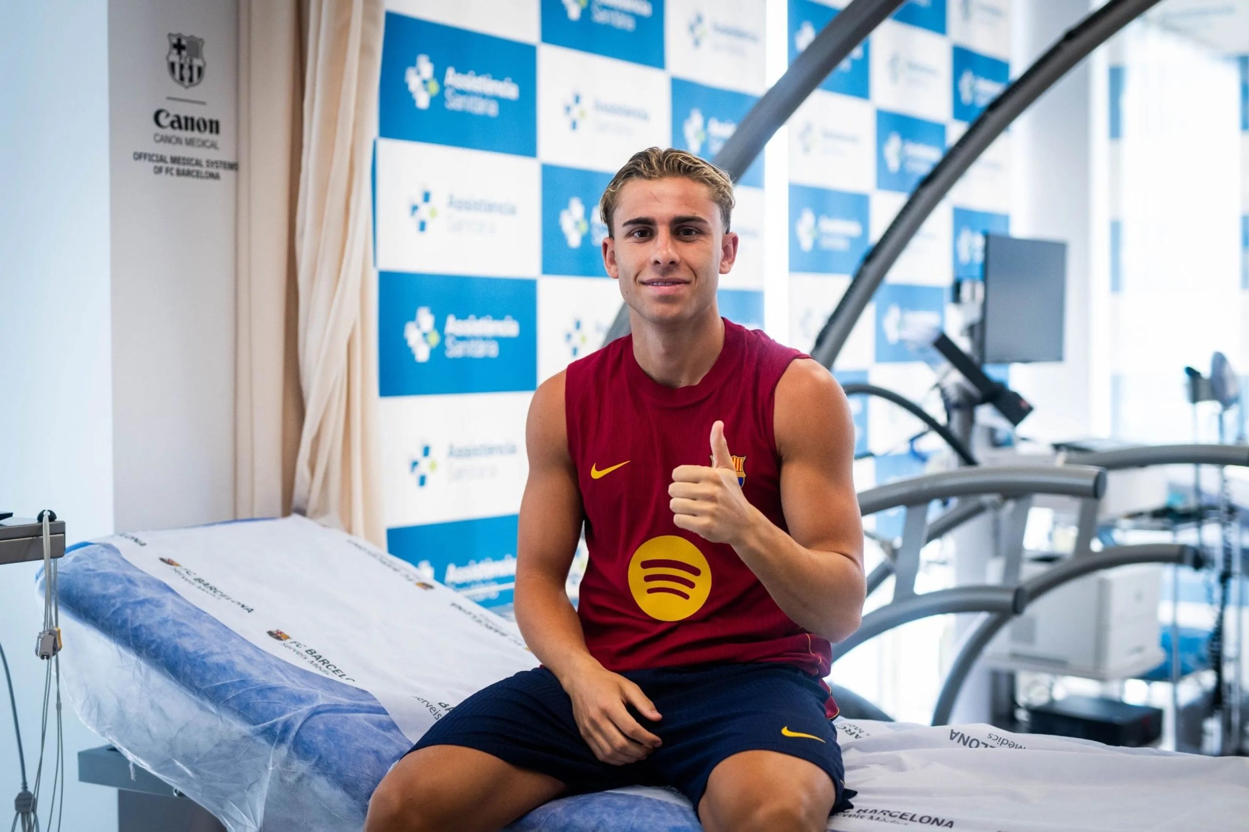 El FC Barcelona empieza la pretemporada bajo mínimos y con la operación Julián Álvarez en el aire
