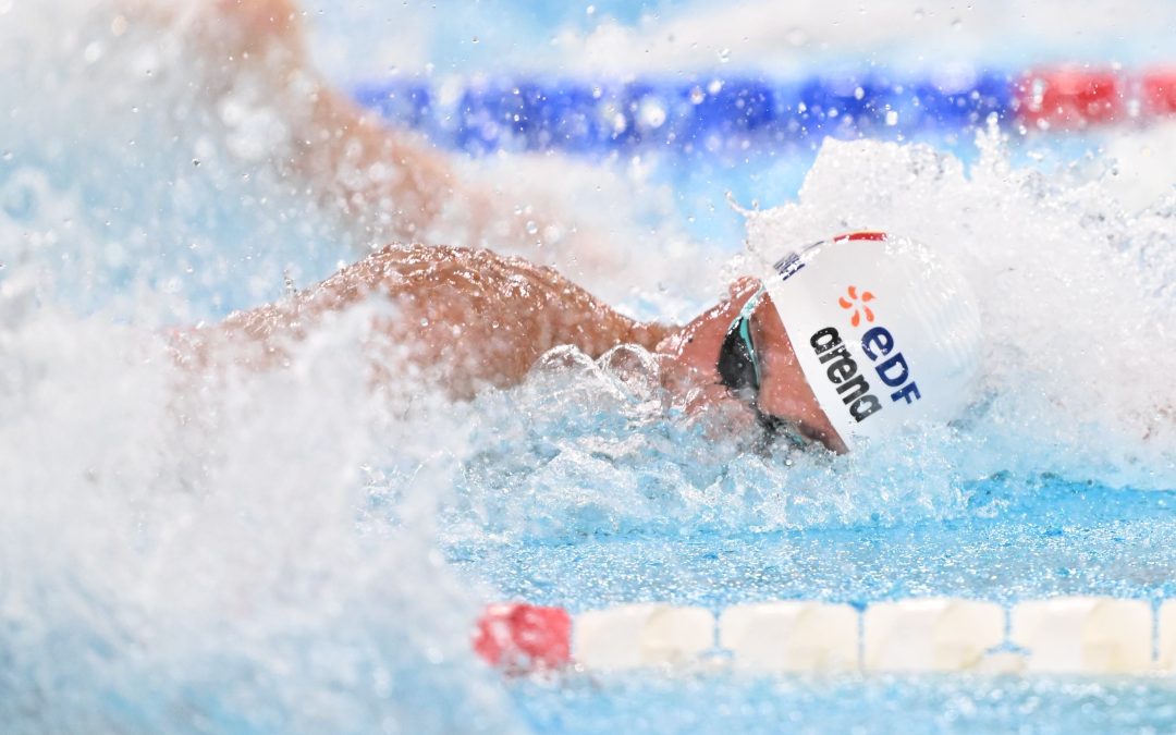 Popovici gana el oro en los 100 libre más rápidos de la historia y el español Luca Hoek acaba cuarto
