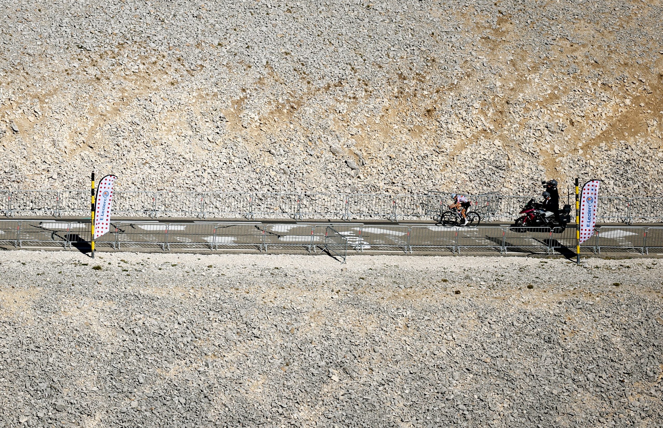 Solo Niewiadoma vuela en el Mont Ventoux del Tour de Francia