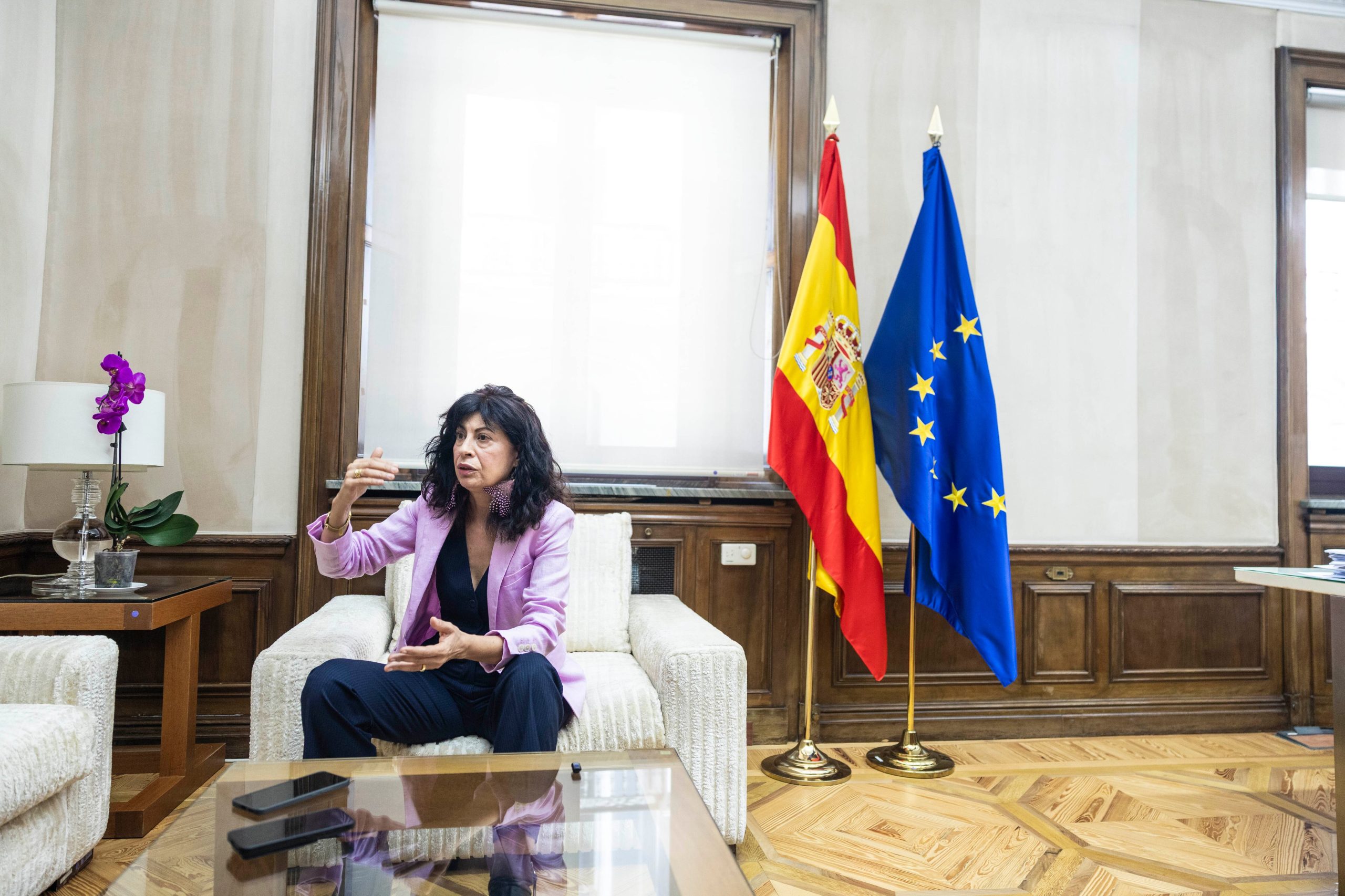 Redondo pide a Moreno reunirse para tratar la cesión a Vox de las competencias en violencia machista
