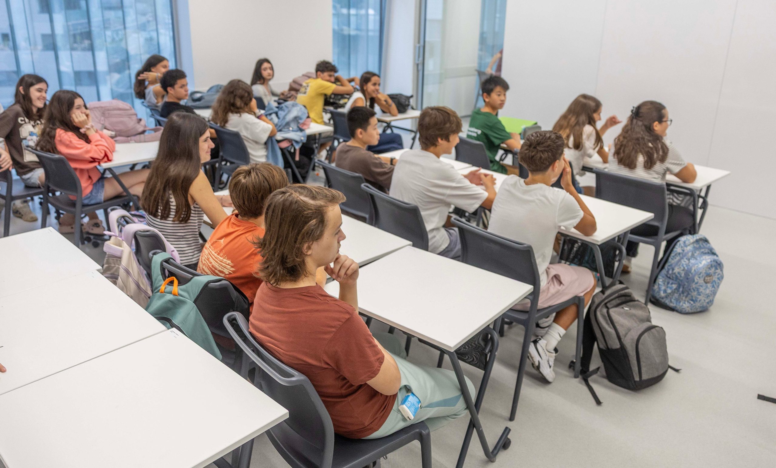 Los alumnos españoles se hunden en matemáticas y lectura en el Informe PISA y obtienen el peor resultado de su historia