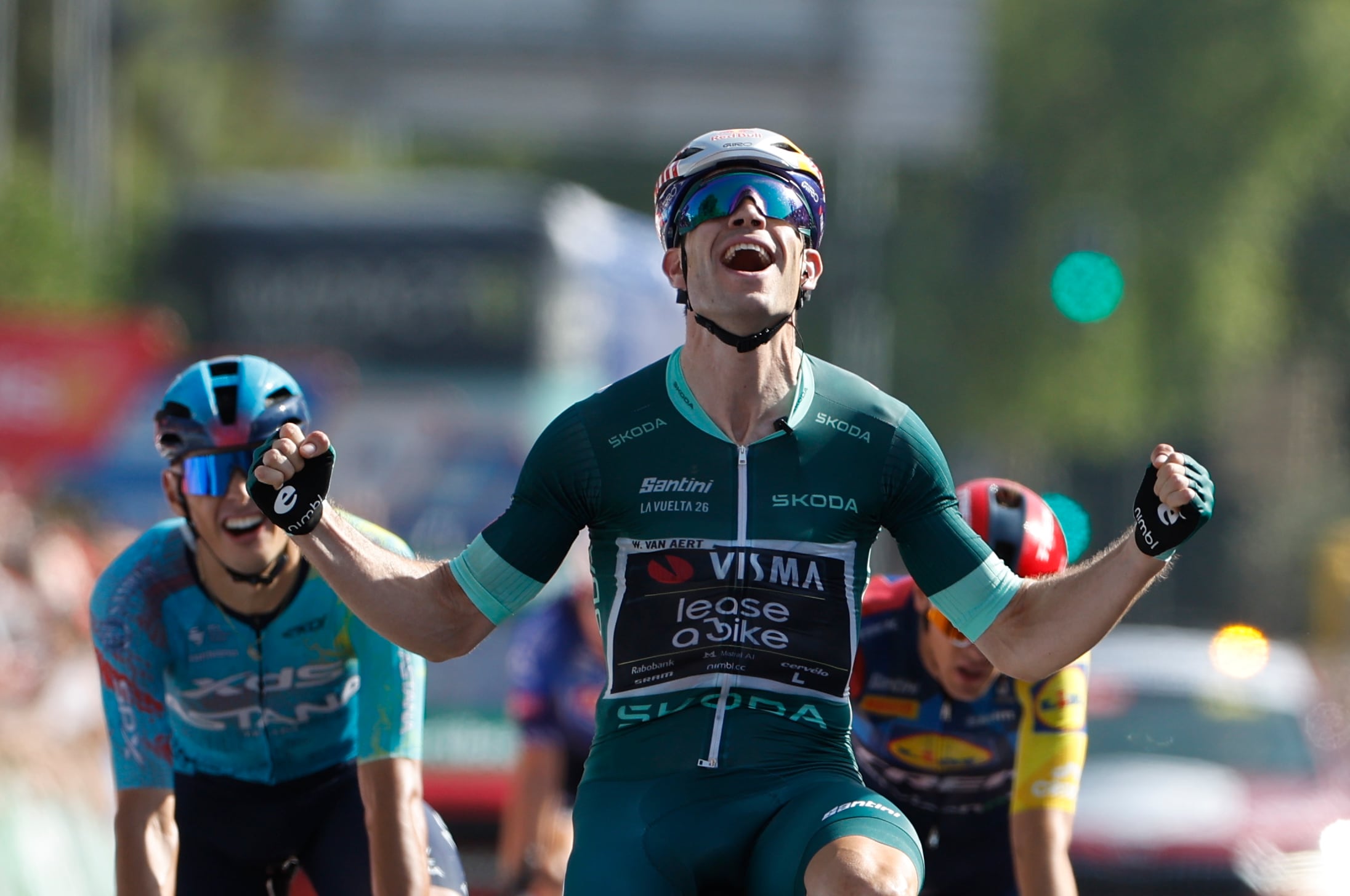 Van Aert, imperial, repite éxito en la Vuelta a España