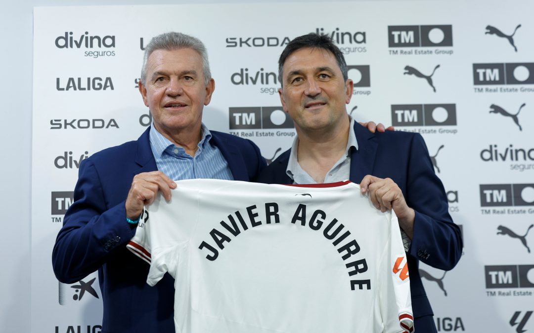 Javier Aguirre ya ilusiona al Valencia antes de jugar: “Con la historia de este club no puedes deambular por el campo”
