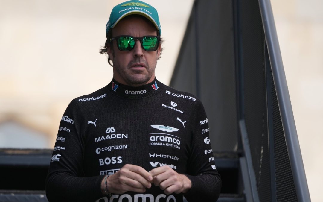 Aston Martin anuncia la renovación de Fernando Alonso por una temporada más