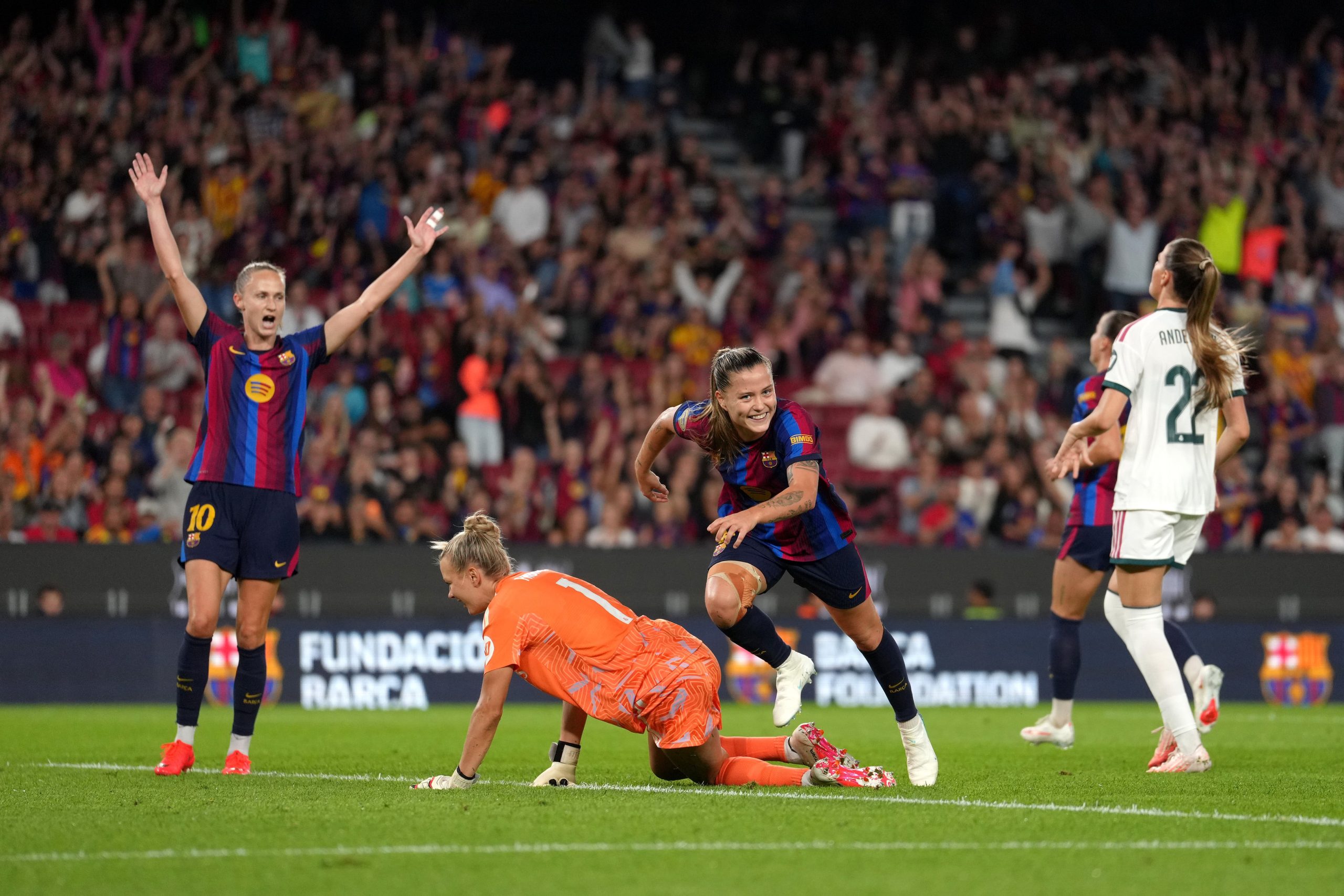 El Barcelona también arrasa al Madrid sin Alexia con la mayor goleada de la historia de los clásicos