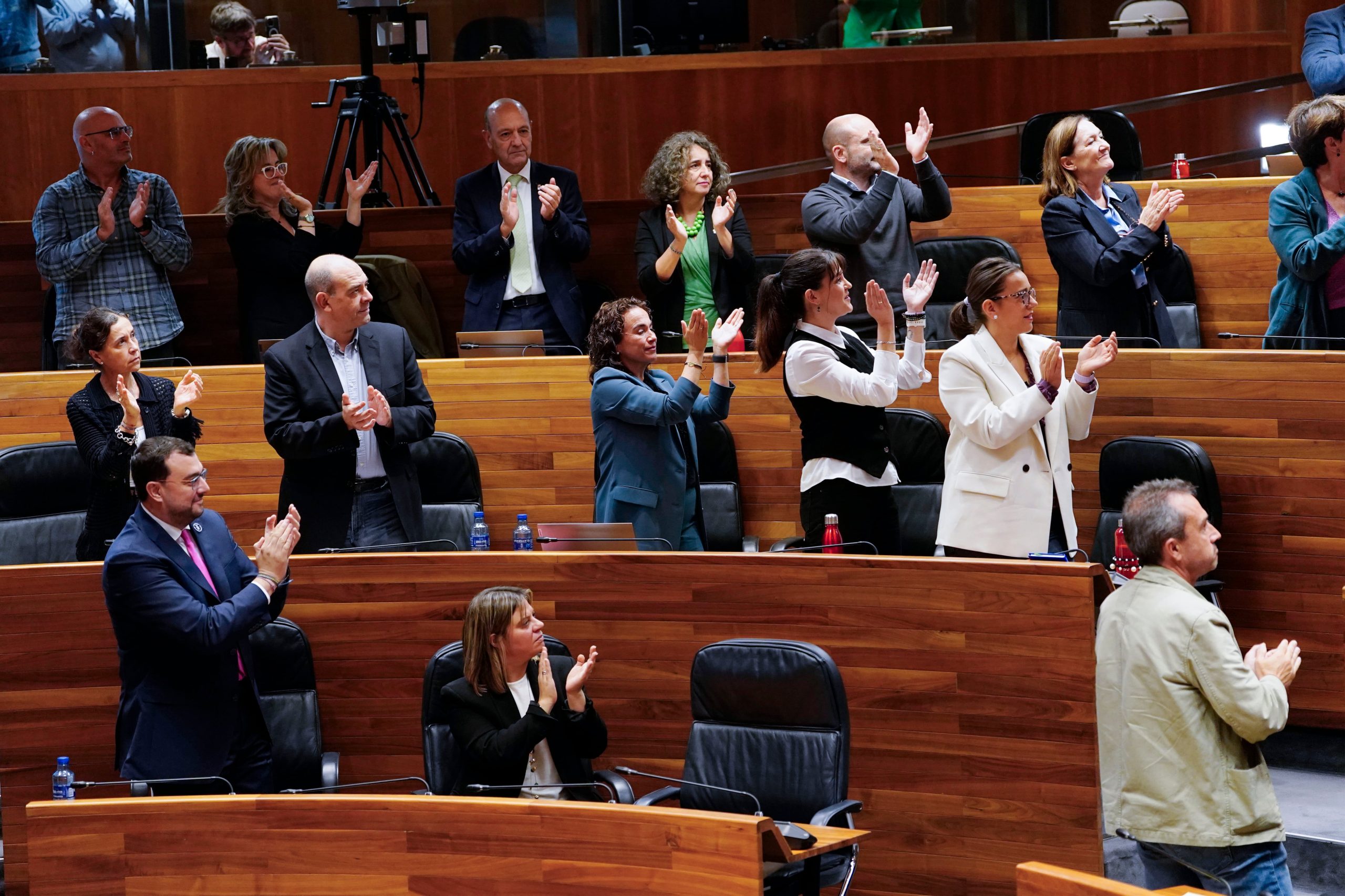 Asturias aprueba su ley LGTBI y deja a Castilla y León como la única región sin normativa para el colectivo